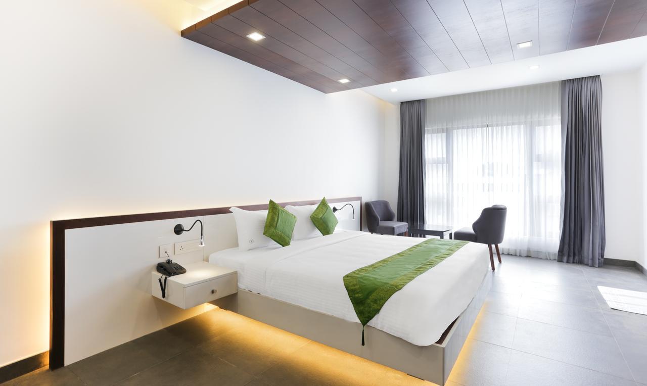 Brahma The Hotel Султан Батери Екстериор снимка