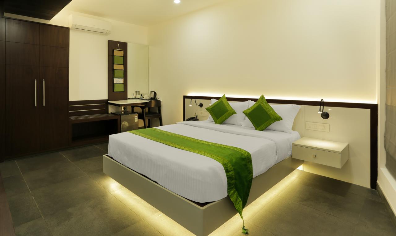 Brahma The Hotel Султан Батери Екстериор снимка